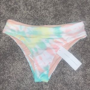 Cheeky bikini bottom - high waisted